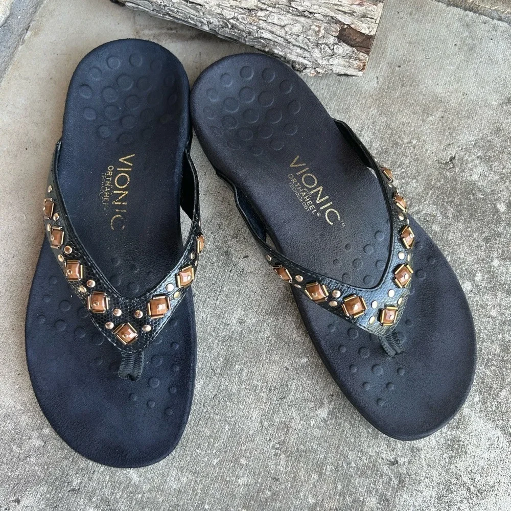 VIONIC Rest Floriana Black toe post Sandals w/Eye-Catching Beaded Design Sz-6. N